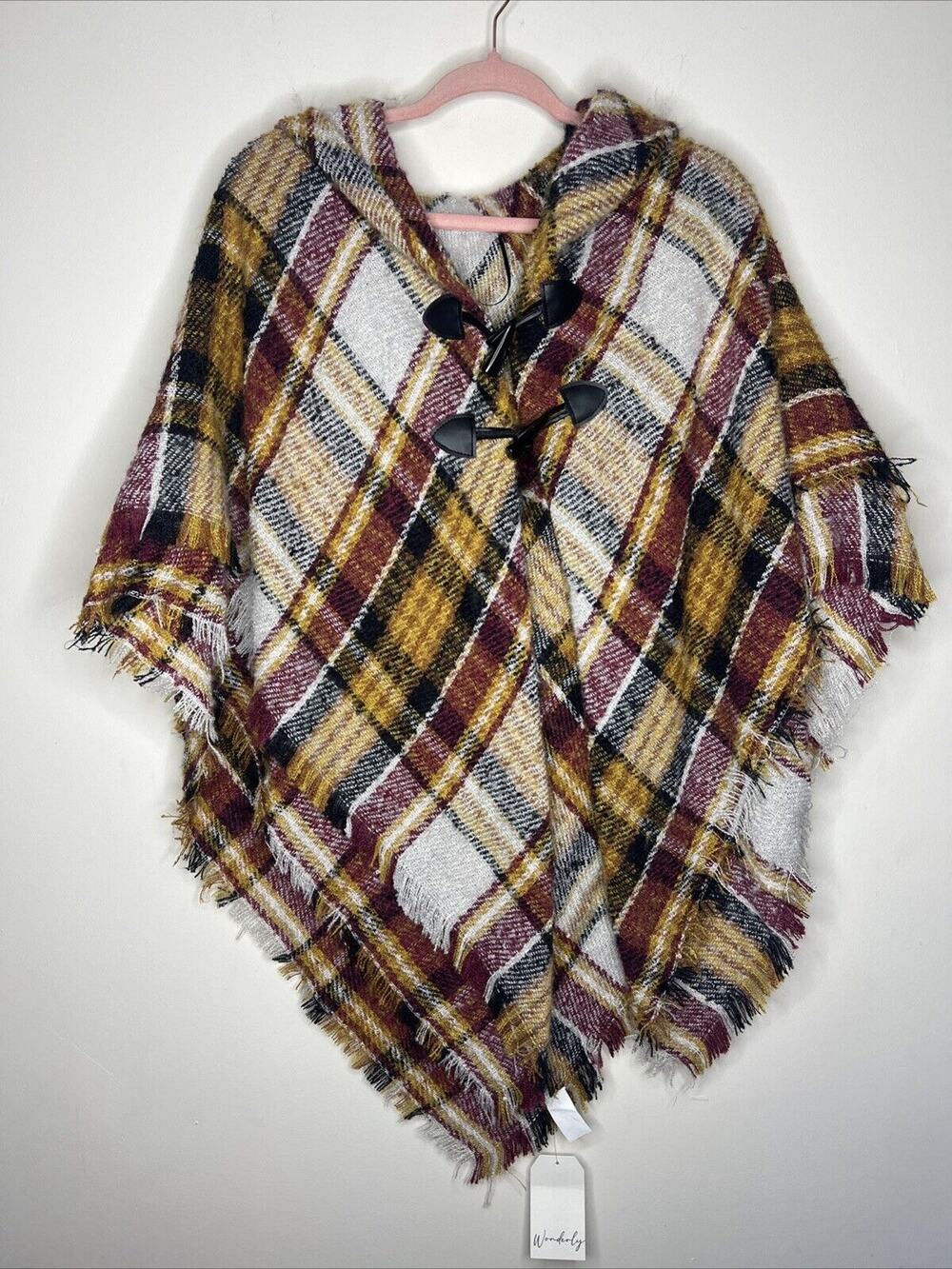 Wonderly Women’s Poncho Sweater One Size Plaid Toggle Buttons Boho Southwestern